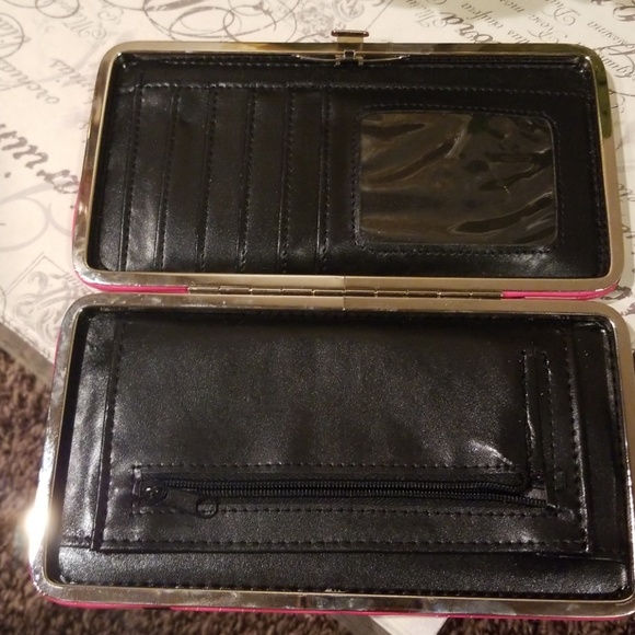 Marilyn Monroe Clasp Wallet - Picture 3 of 5